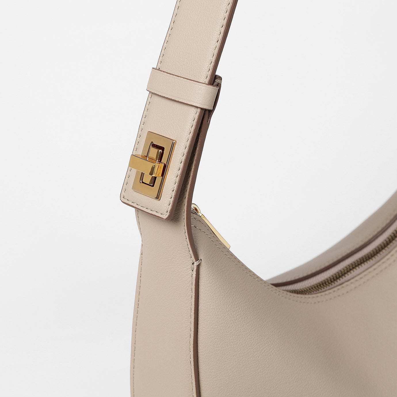 NINA Circle Shoulder Bag