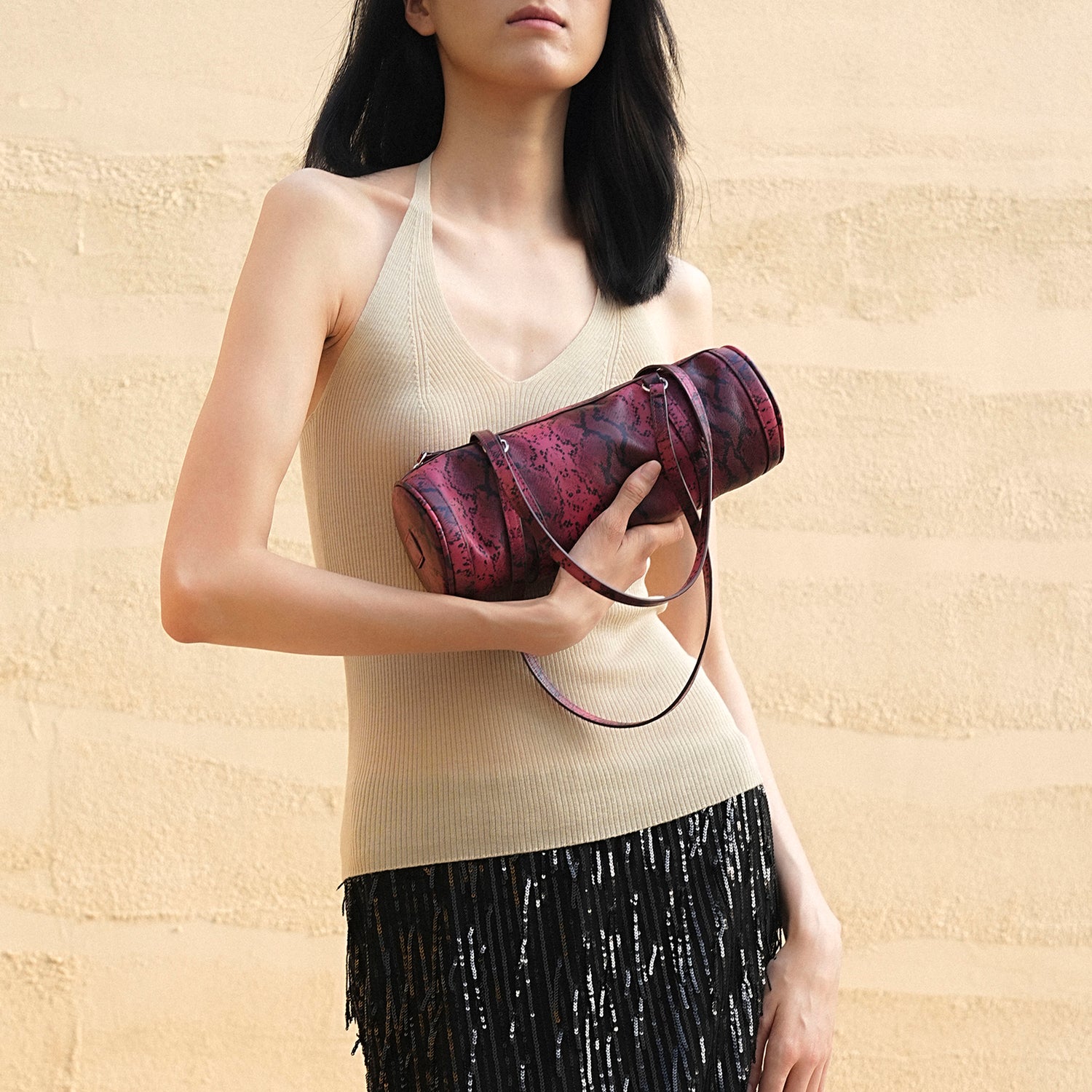 VECTOR Barrel Baguette Bag