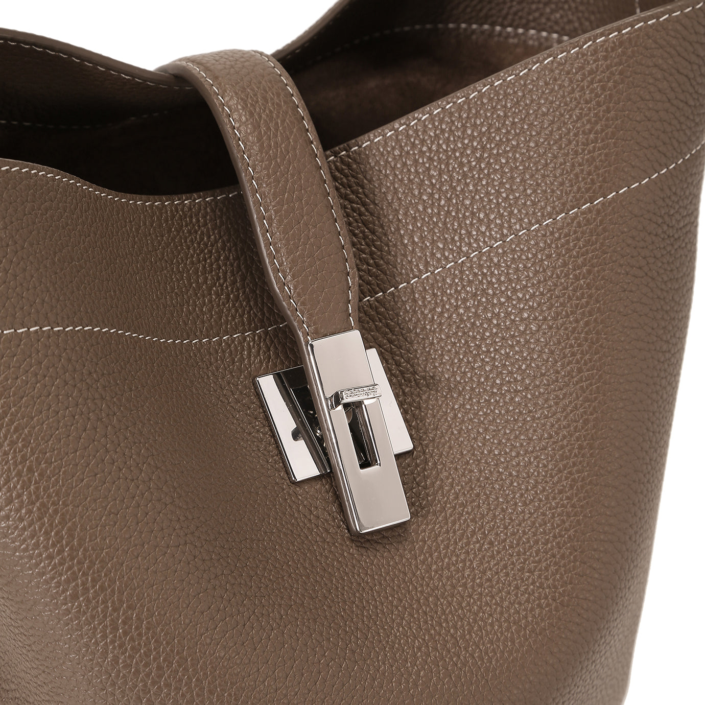 ZANA Shoulder Bag