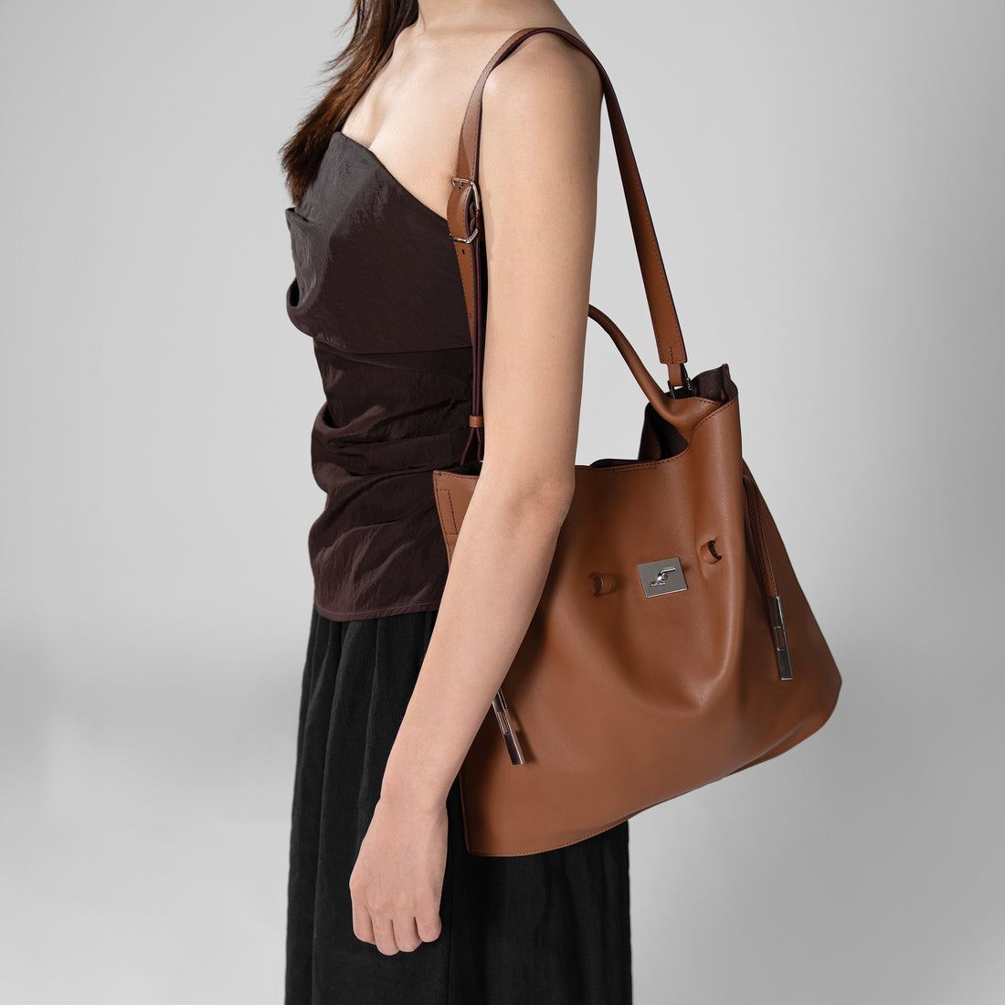 SAOI 手提斜背袋