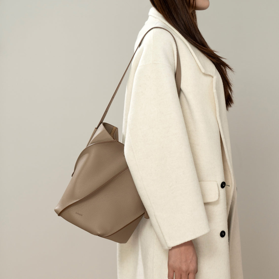 PHEOBE Soft Bucket Bag