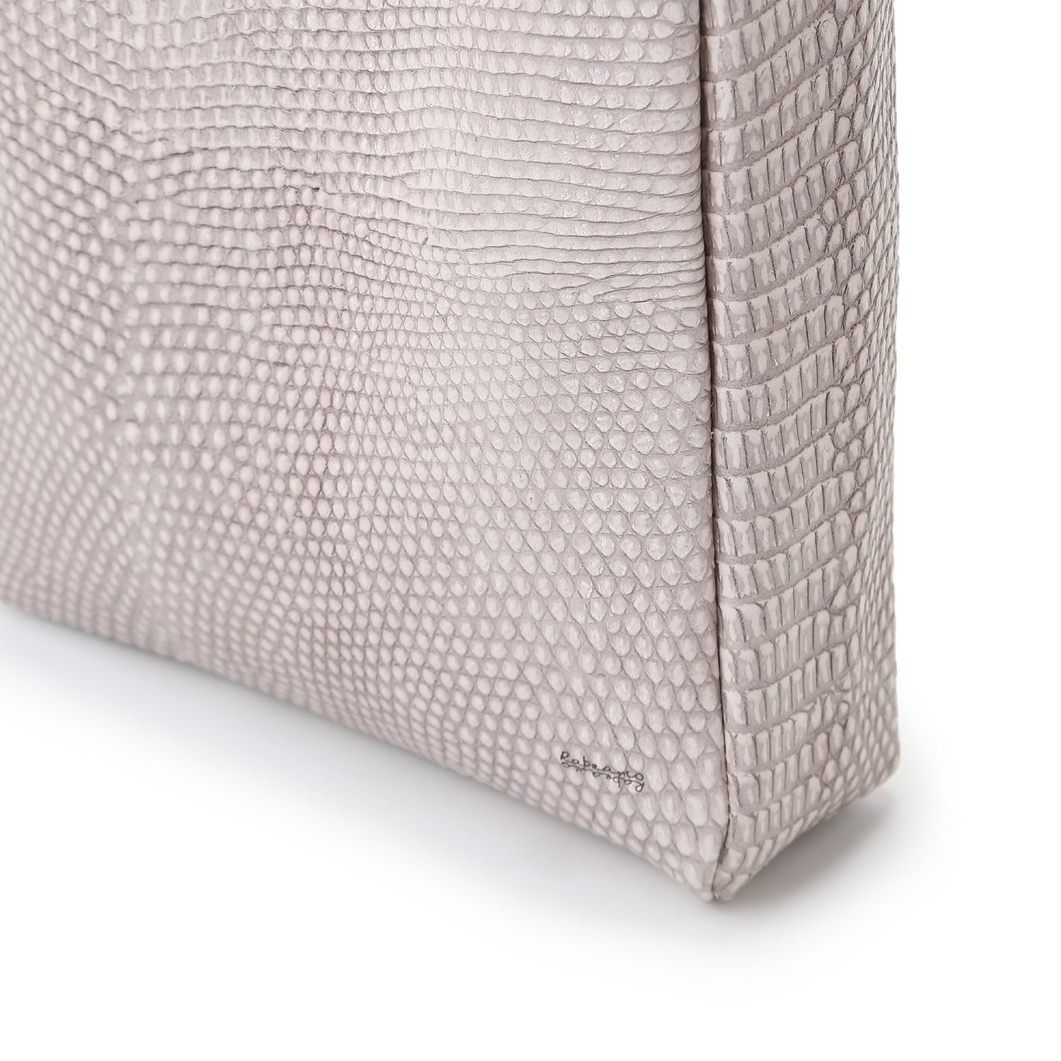 VERA Flat Bucket Tote Bag