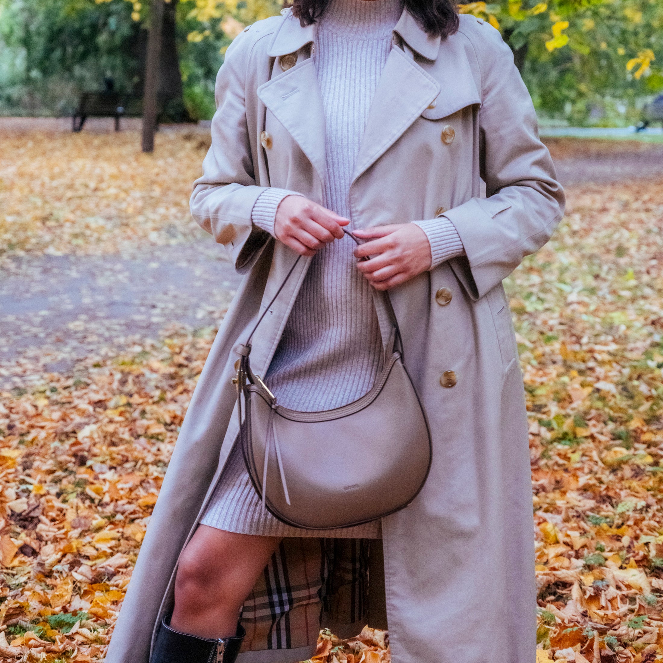 NINA Crescent Crossbody Bag II – Rabeanco.Rabeanco