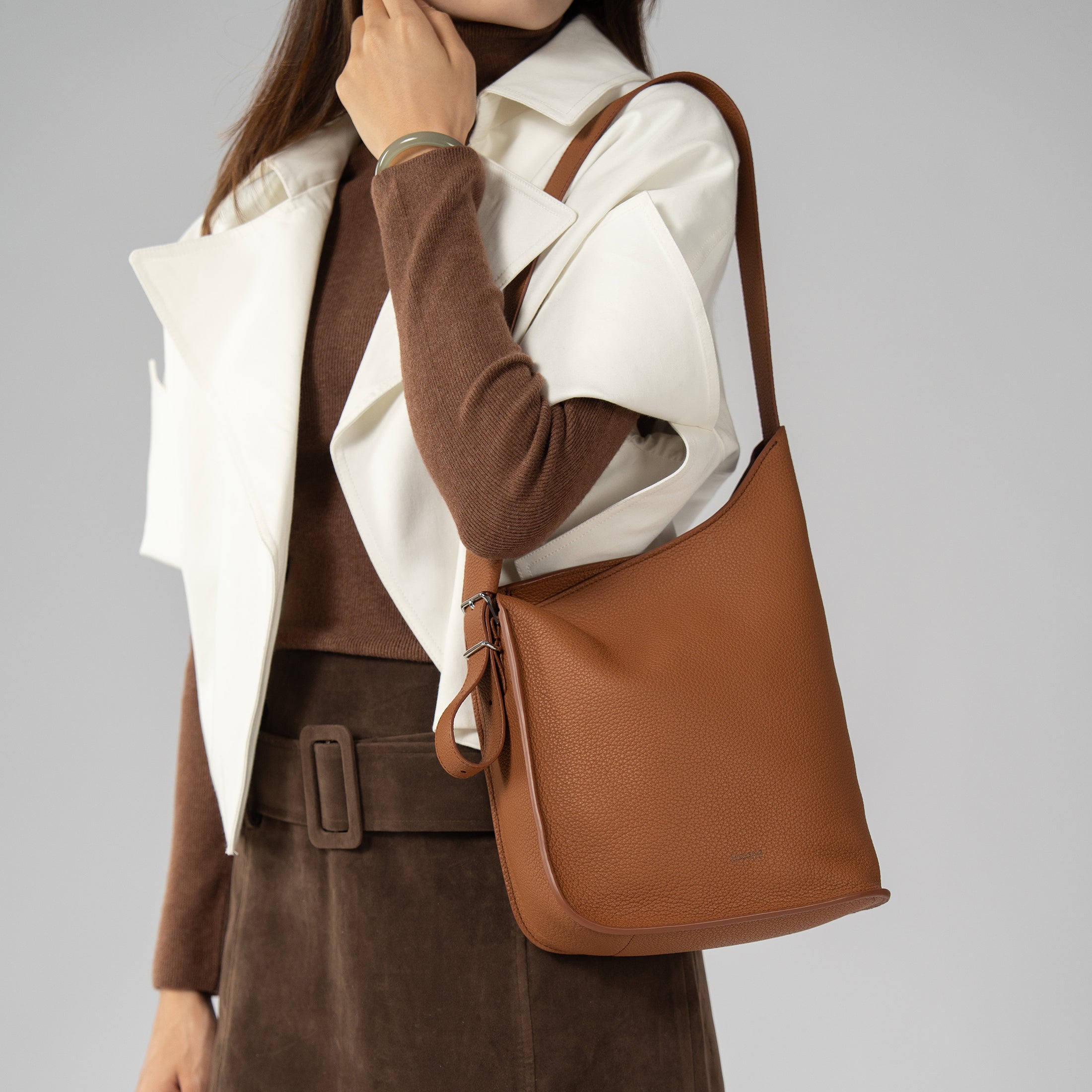 KEO Ergonomic Soft Bucket Bag Small