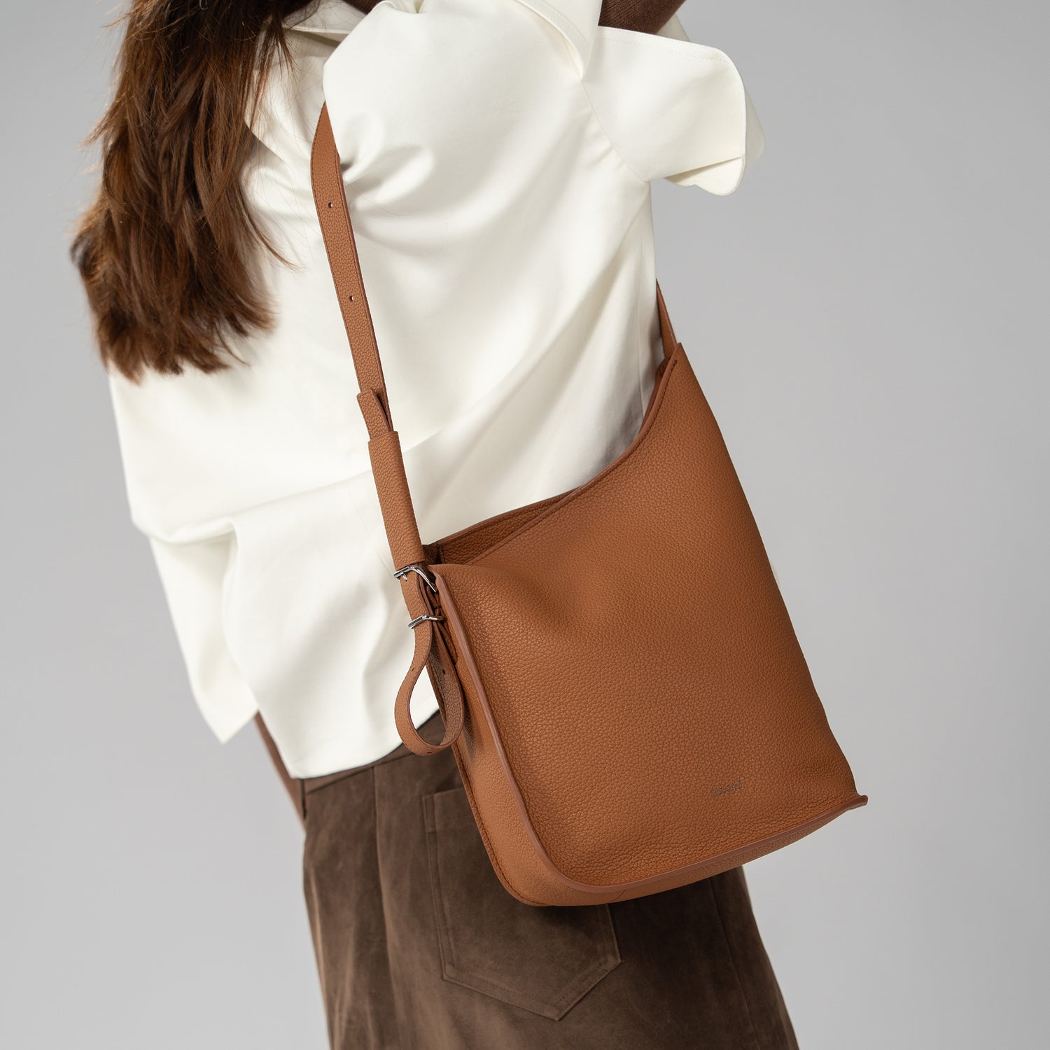 KEO Ergonomic Soft Bucket Bag Small