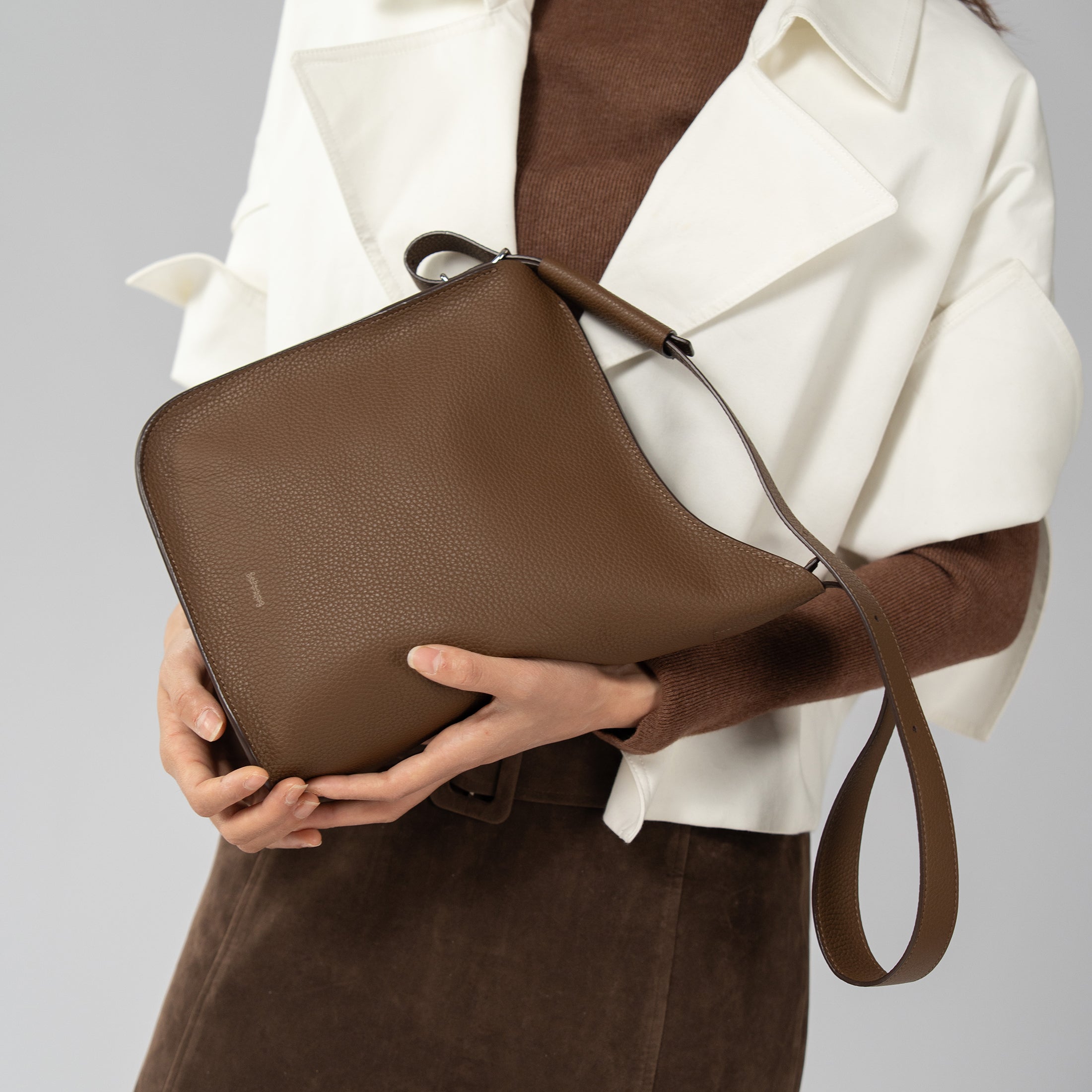 randeboo RB bucket bag （ブラウン） RANDEBOO（ランデブー）の「Monogram petit bucket bag RBシリーズ