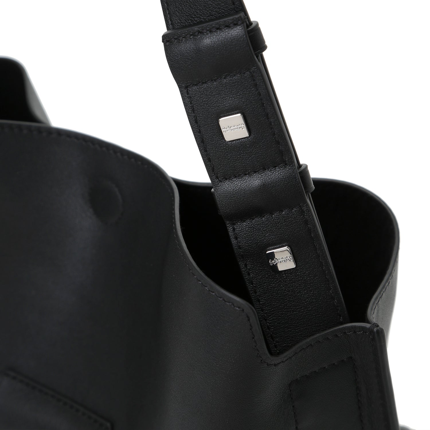 SAOI 扣帶小型手提袋 II