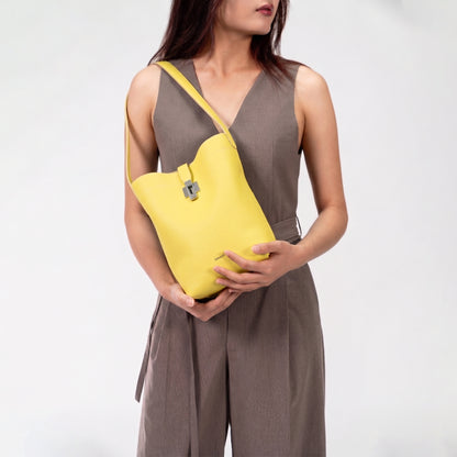ZANA Shoulder Bag
