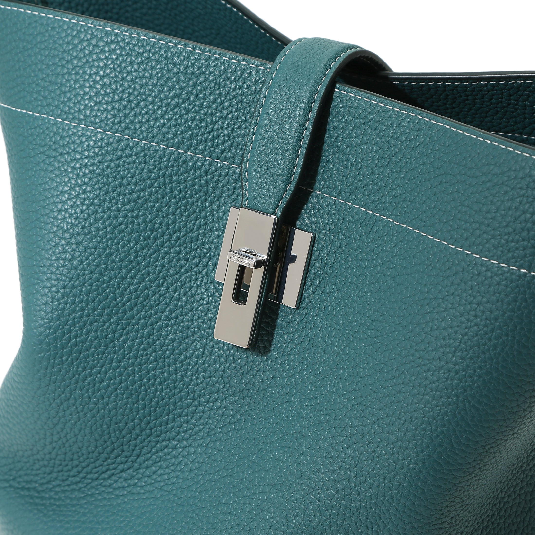 ZANA Shoulder Bag