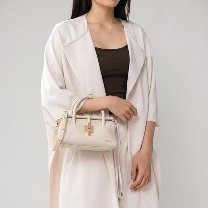 SAOIRSE Soft Structural 扣子皮带迷你造型小包