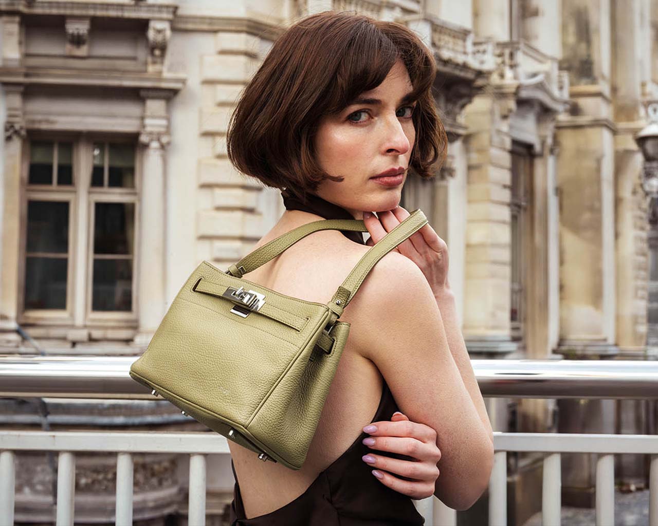 Soft but Structured. Lightweight leather handbags, handcrafted to