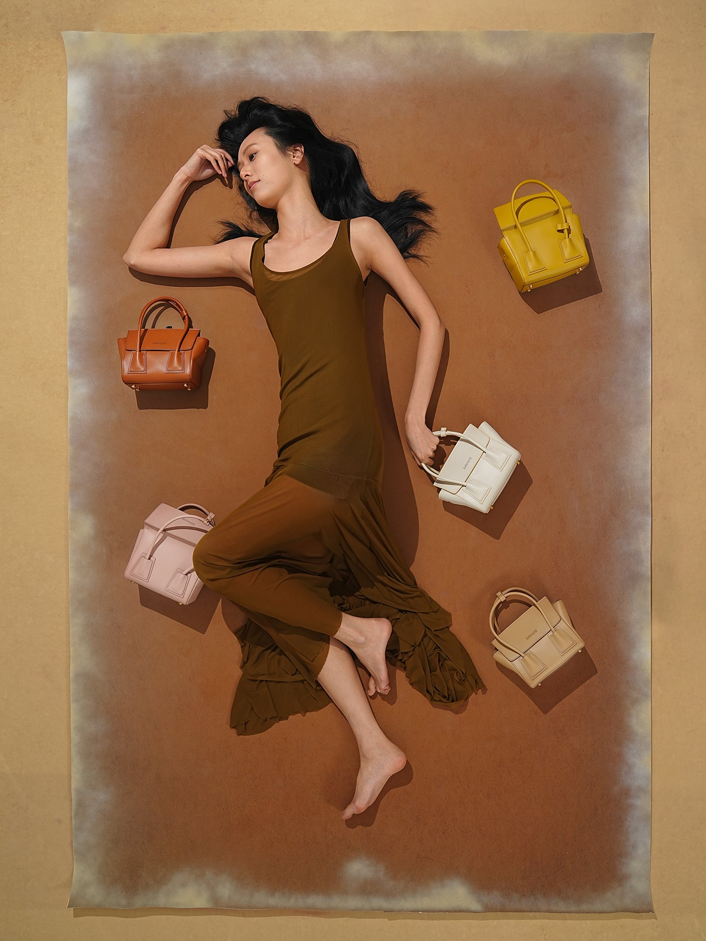 Soft but Structured. Lightweight leather handbags