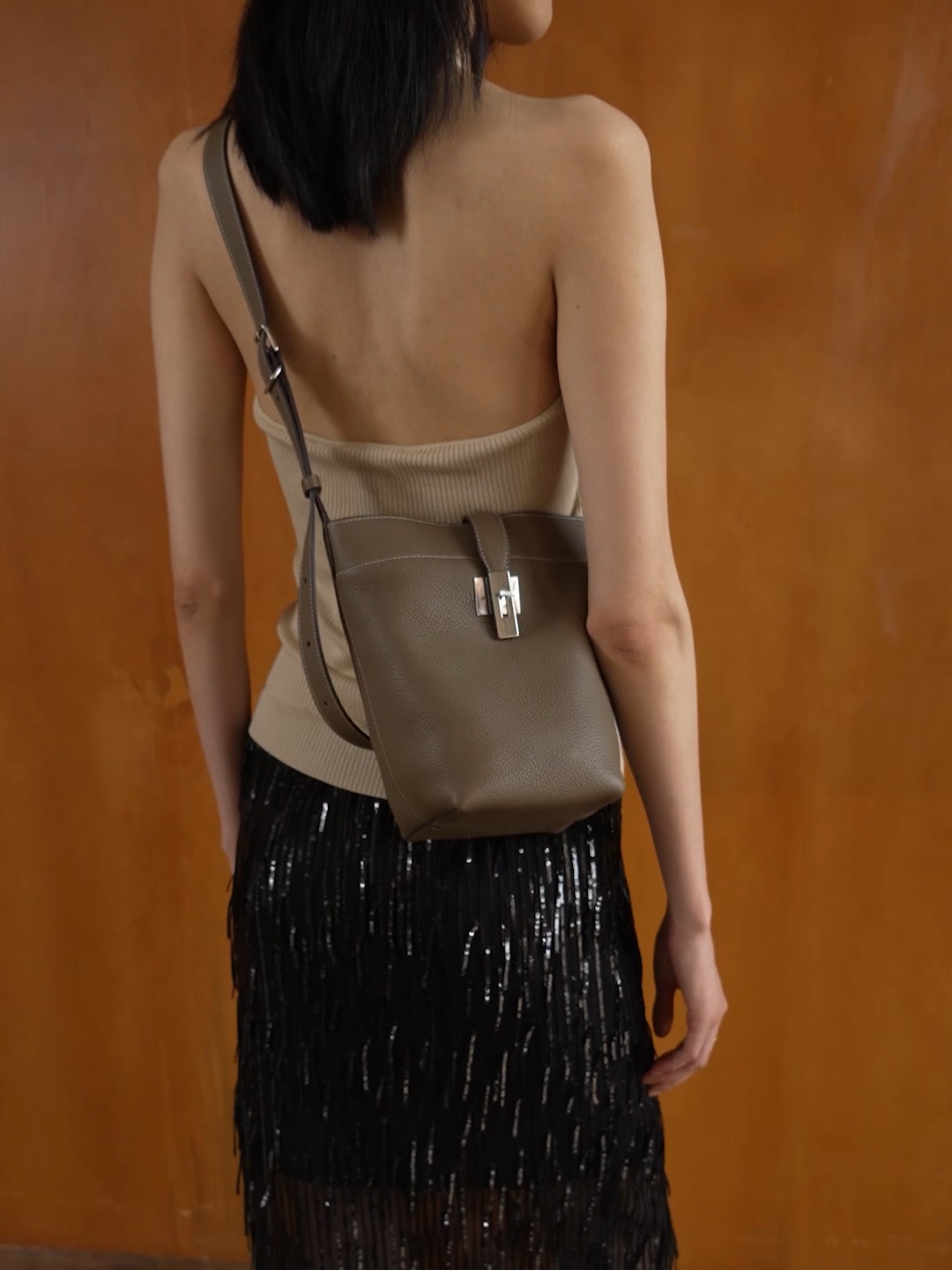 ZANA 小型斜背袋